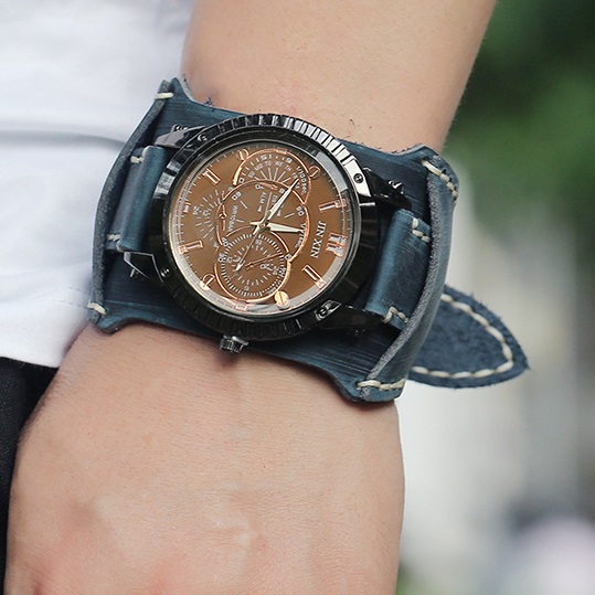 Montre XA-11535 - Rouge